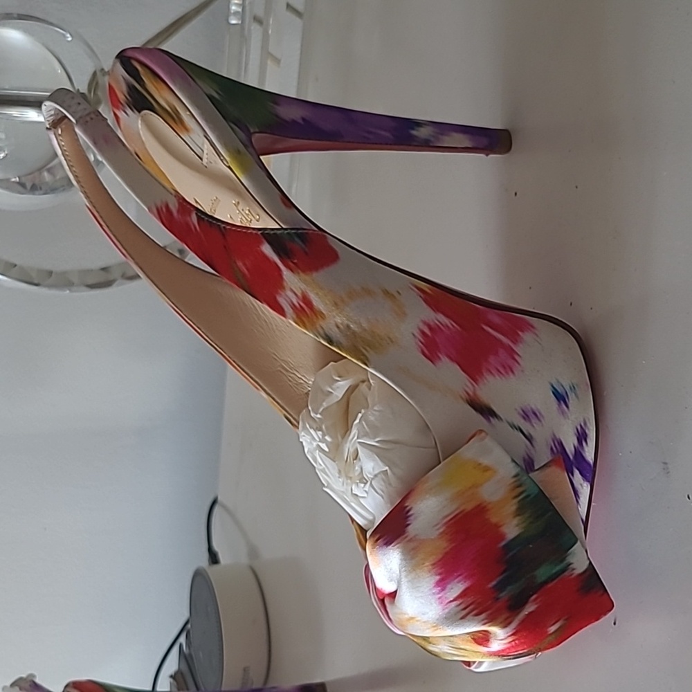CHRISTIAN LOUBOUTIN Sandals - Picture 14 of 16